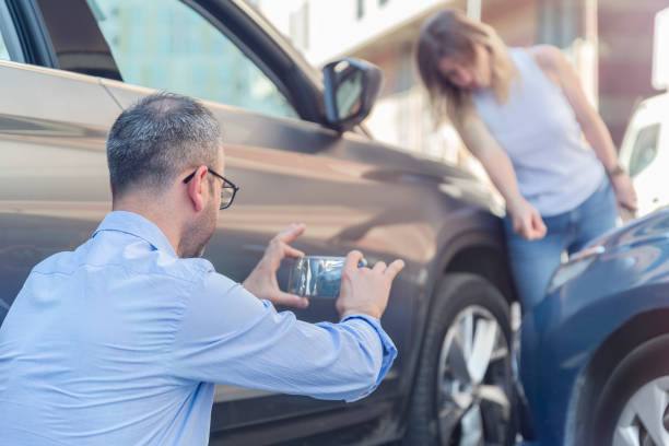 Professional Full Coverage Car Insurance technician working in Marion, IN